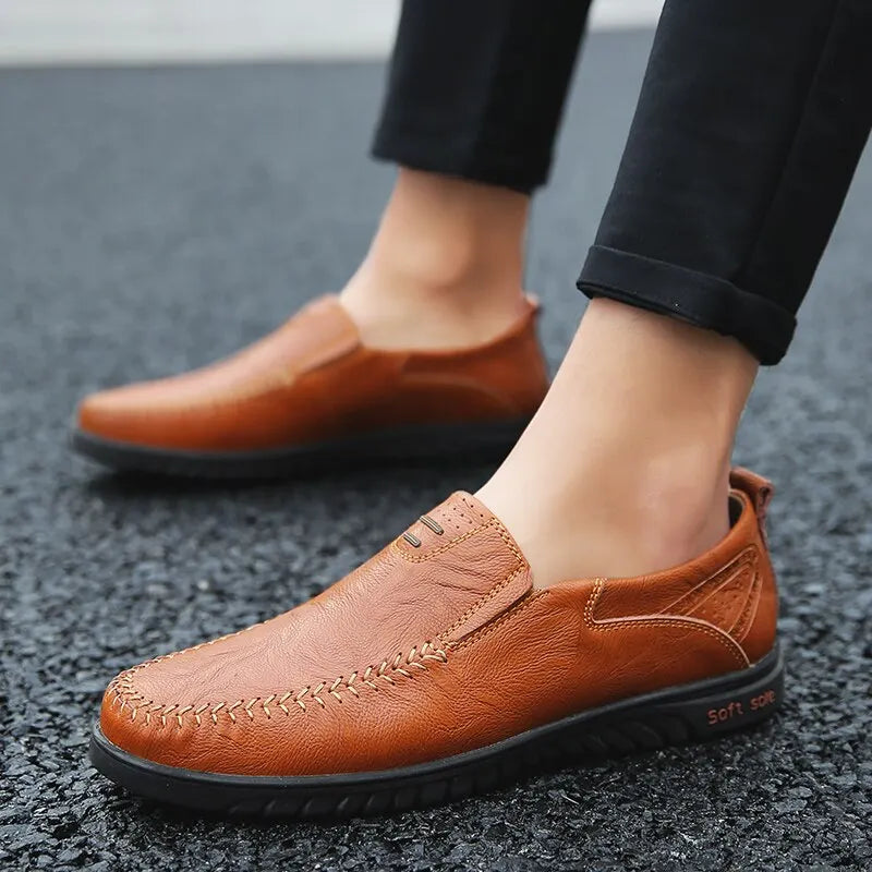 2023 Men Casual Shoes Luxury Brand Casual Slip on Formal Loafers Men Moccasins Italian Black