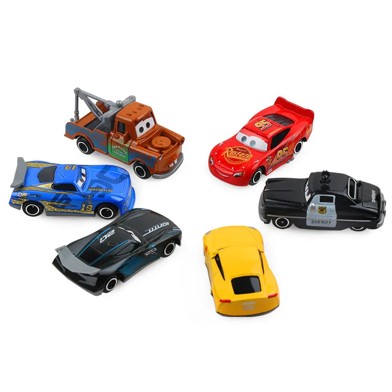 7PCS/Set Disney Pixar Car 3 Lightning m/c/Queen Jackson Storm Mack Truck 1:55 Diecast Metal Car Model